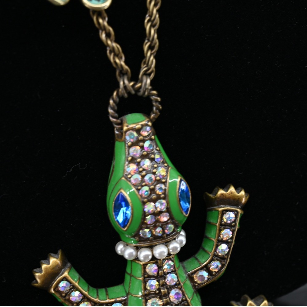 Betsey Johnson Moving Alligator AB Rhinestone Pearl Collar Necklace Whimsigoth - Picture 5 of 16